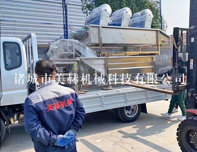 小設(shè)備線發(fā)一車清洗震動風(fēng)干線